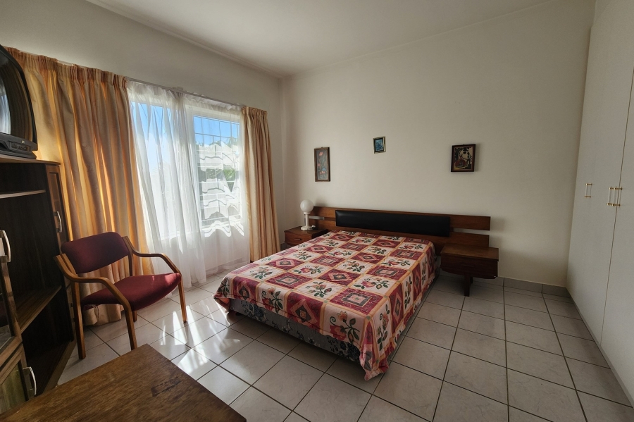 5 Bedroom Property for Sale in Wavecrest Eastern Cape